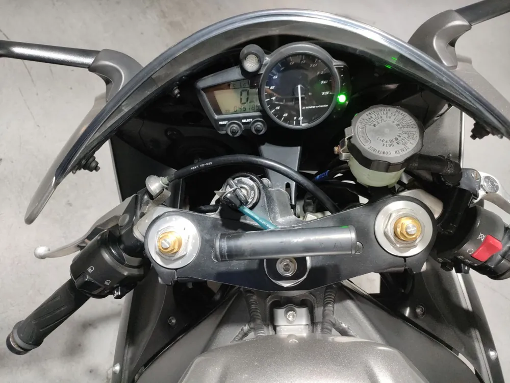 Yamaha YZF-R1 2002, silver/gray, фото 5