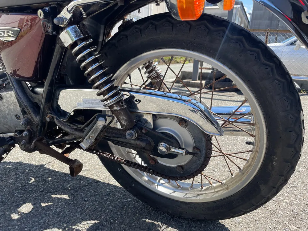 Yamaha SR400 2015, dark red wine, фото 17