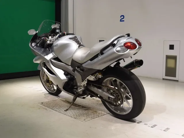 Kawasaki ZZ-R1200 2004, серебристый, фото 6