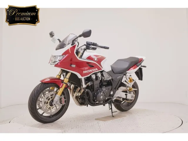 Honda CB1300 2025, white | red, фото 4