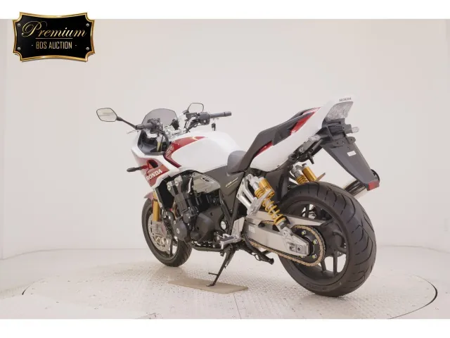 Honda CB1300 2025, white | red, фото 6