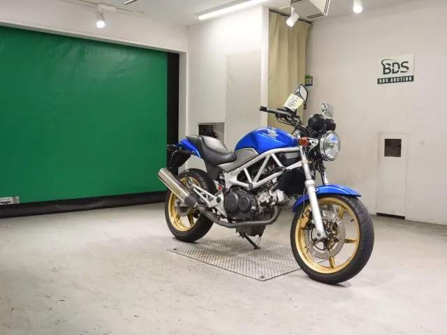 Honda VTR250 MC33, синий, фото 3