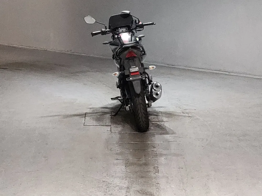 Suzuki Gixxer 150, чёрный, красный, фото 4