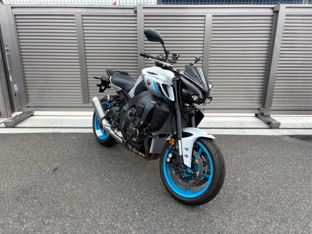 Yamaha MT-10SP 2025, серый, фото 4