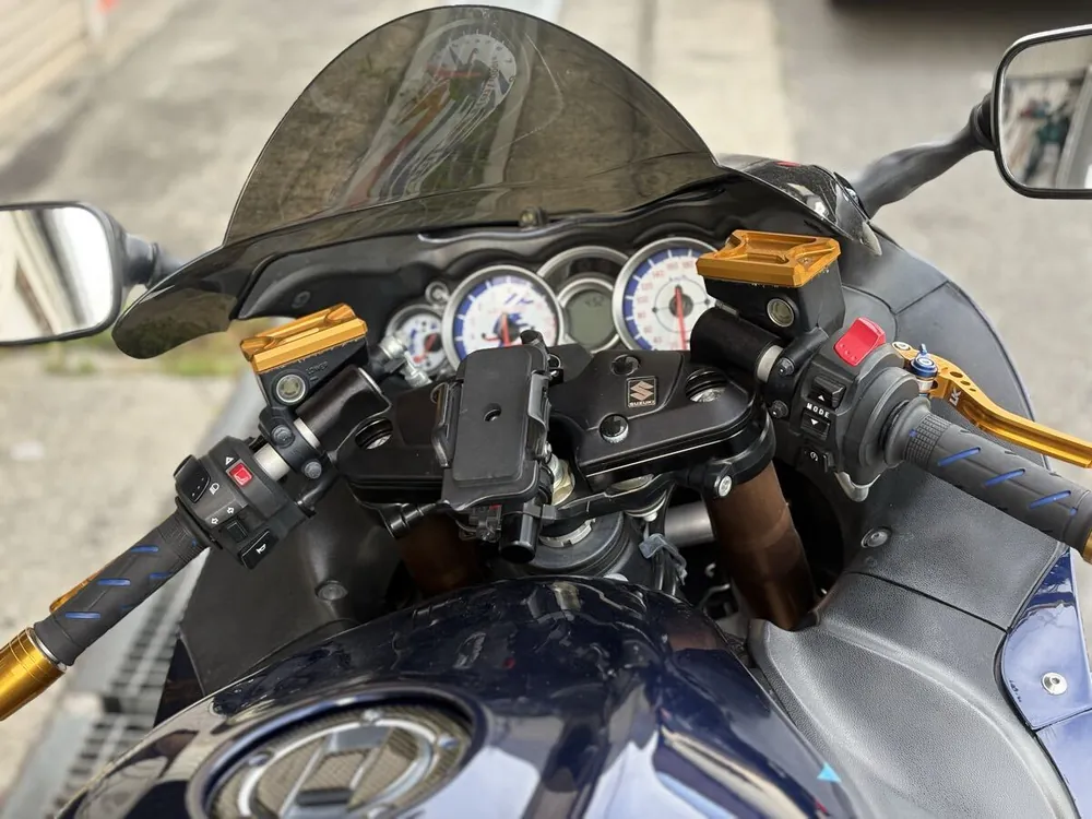 Suzuki GSX1300R Hayabusa из Японии, фото 2