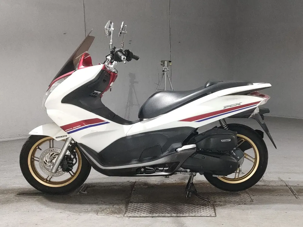 Honda PCX JF28 из Японии, фото 2
