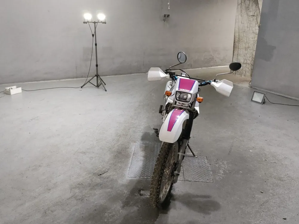 Yamaha Serow 225W, белый, фото 3
