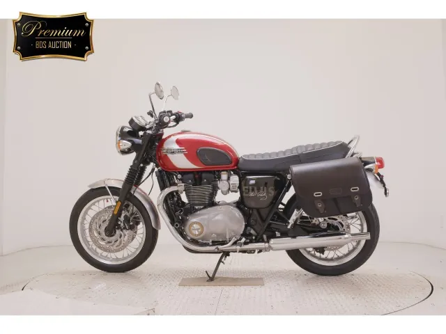 Triumph Bonneville T120 2024, красный, серебристый, фото 2
