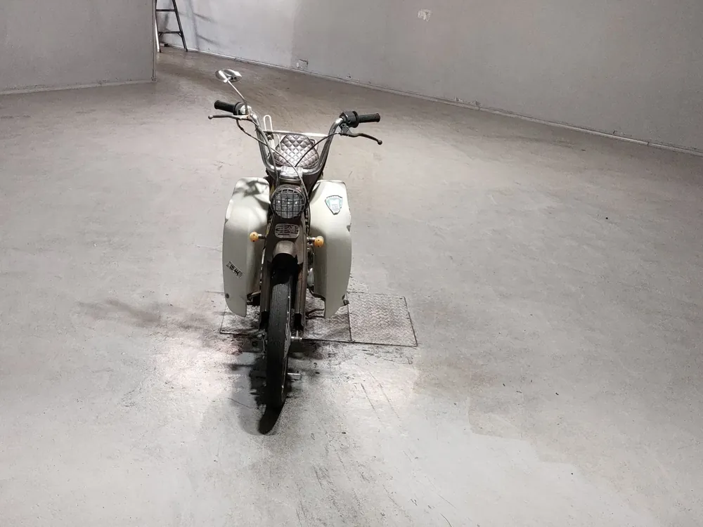 Honda Super Cub, light brown, фото 3