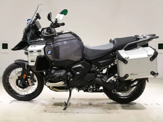 BMW R1300GS ADV 2026, чёрный, фото 2