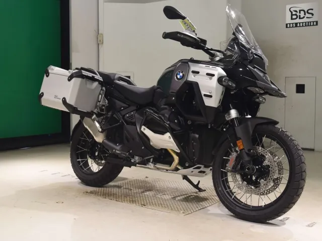BMW R1300GS ADV 2026, чёрный, фото 3