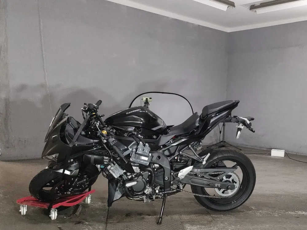 Kawasaki ZX-4R SE 2025, black/gray, фото 2