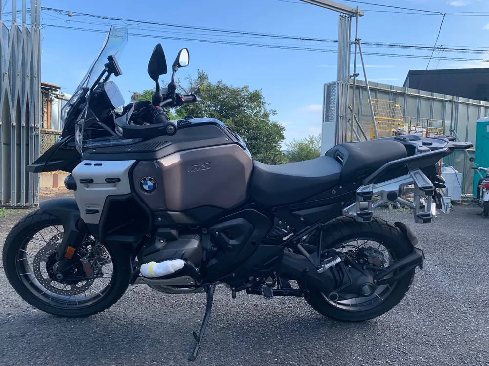 BMW R1300GS ADV 2026, gray / black, фото 3