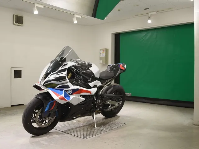 BMW S1000Rr 2025, white | red | blue, фото 4