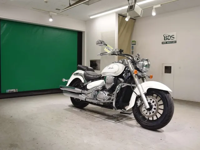 Suzuki Intruder 400 Classic 2012, белый, фото 3