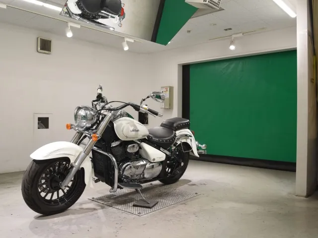 Suzuki Intruder 400 Classic 2012, белый, фото 4