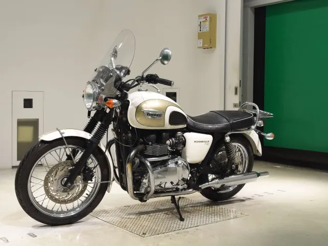 Triumph Bonneville T100 2014, белый, фото 4