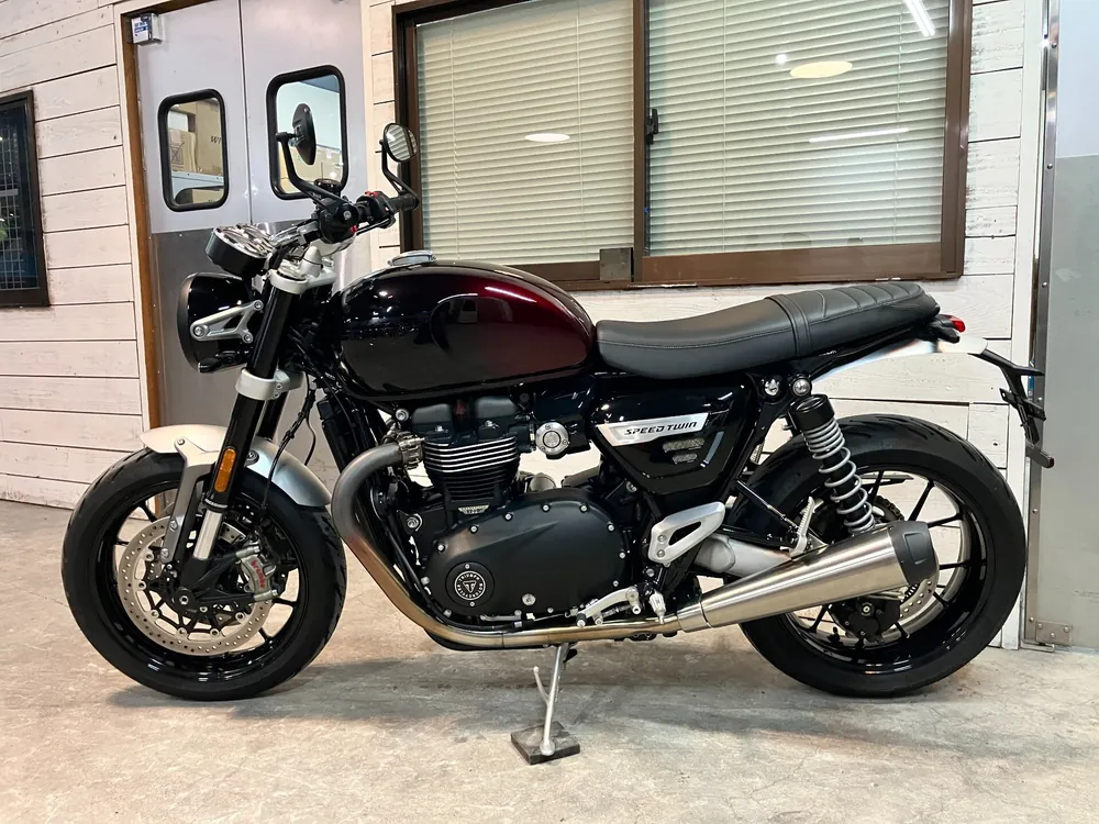 BMW S1000R 2024, чёрный, w red, фото 2