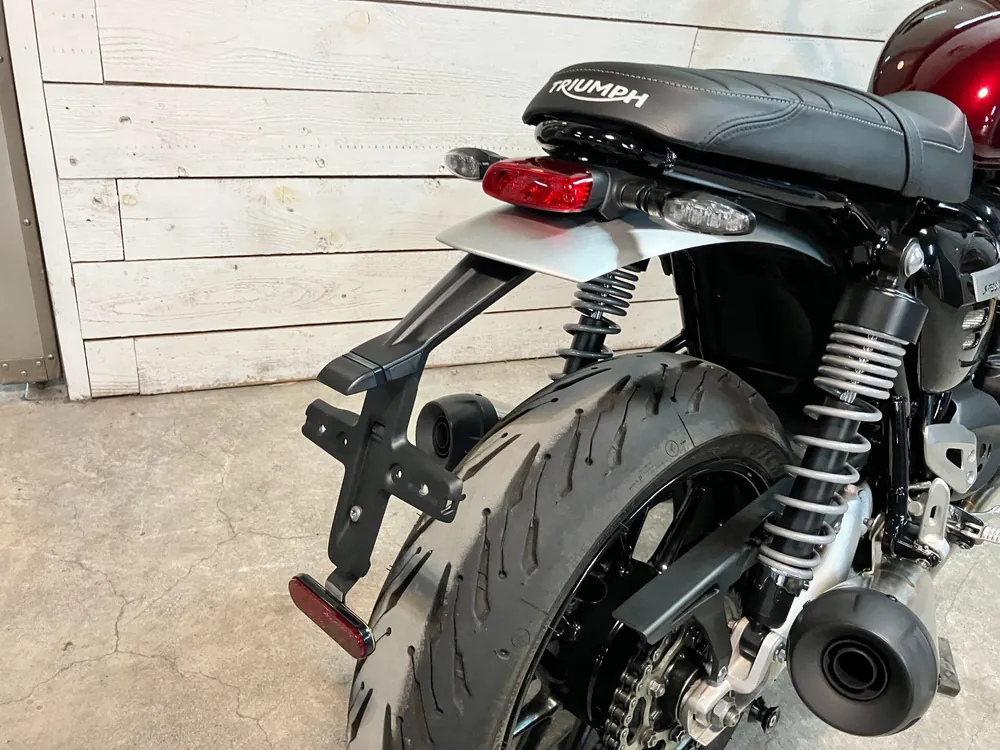 BMW S1000R 2024, чёрный, w red, фото 10