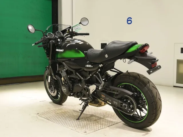 Kawasaki Z900RS 2026, black | green, фото 6