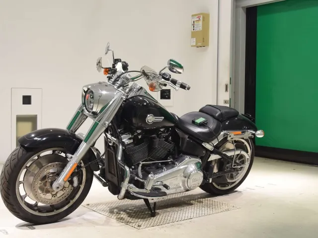 Harley-Davidson FLFBS1870 2022, чёрный, фото 4