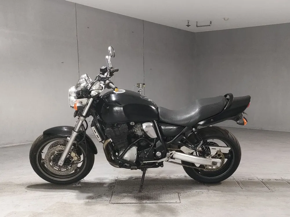 Suzuki Inazuma 1200 1998, чёрный, фото 2