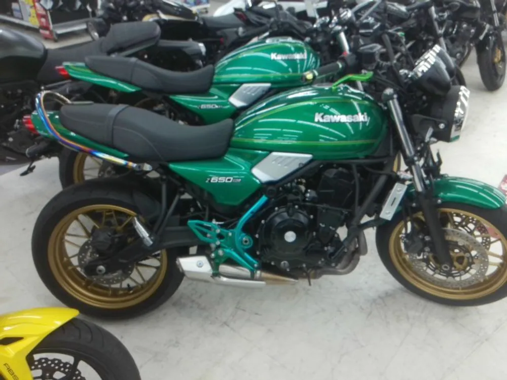 Kawasaki Z650RS 2022, зелёный, фото 2