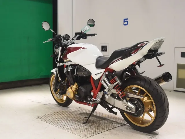 Honda CB1300 2022, white | red, фото 6