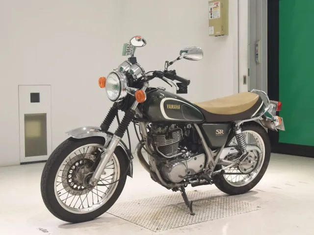 Yamaha SR400 2013, зелёный, фото 4