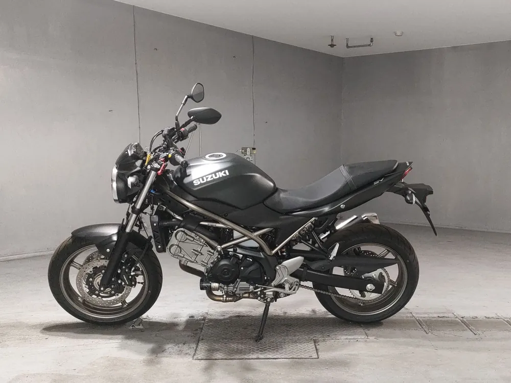 Suzuki SV650 2023, чёрный, фото 2