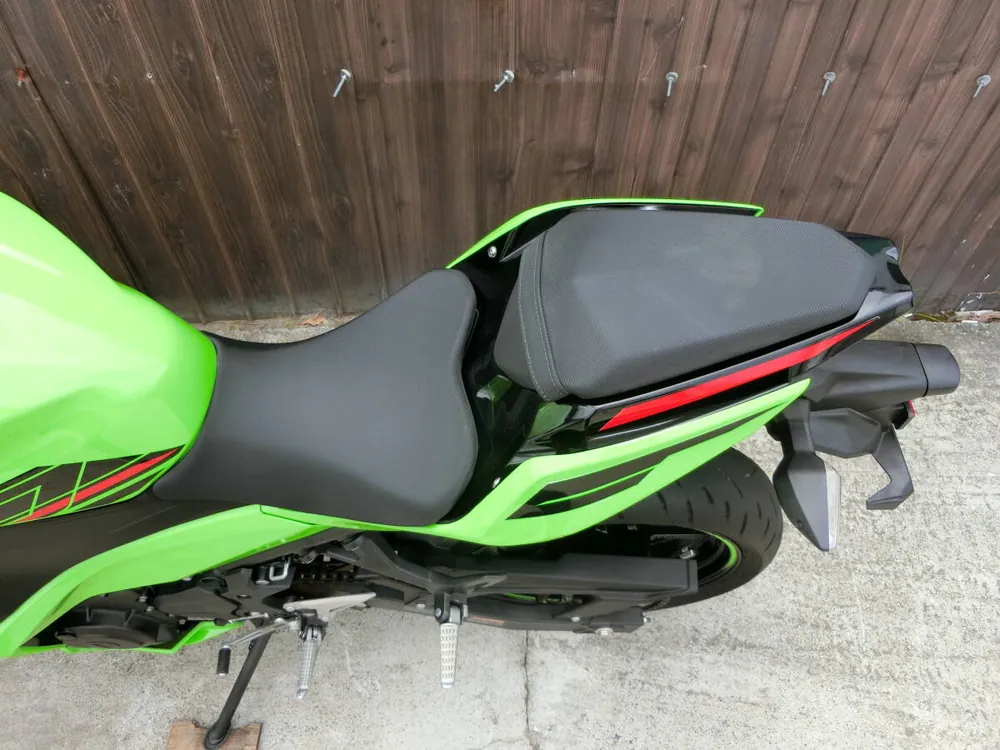 Kawasaki Ninja 400 2024, фото 9