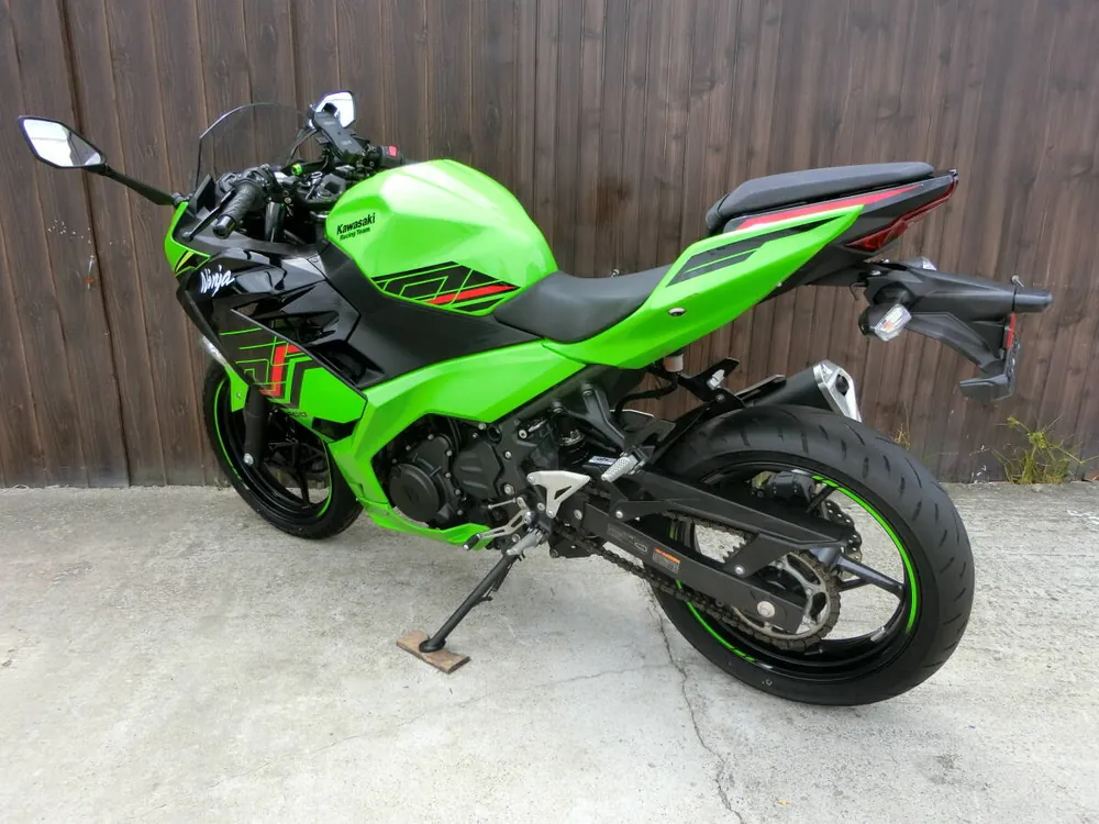 Kawasaki Ninja 400 2024, фото 7