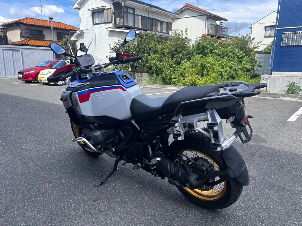 BMW R1300Gs Adv Asa 2026, white / blue, фото 6