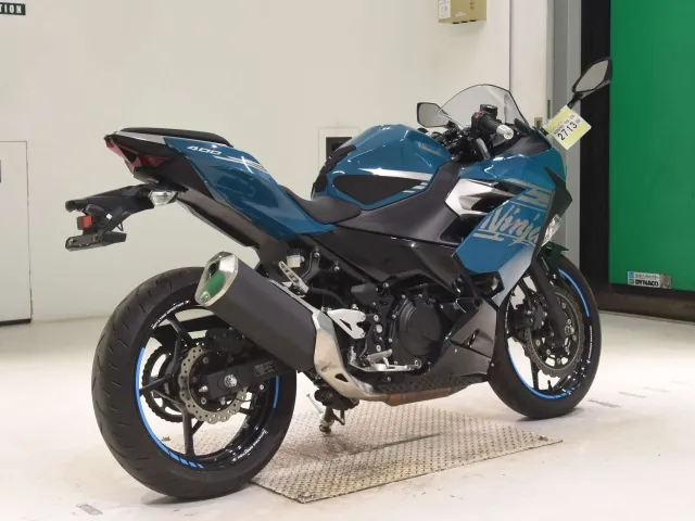 Kawasaki Ninja 400 2021, зелёный, фото 5