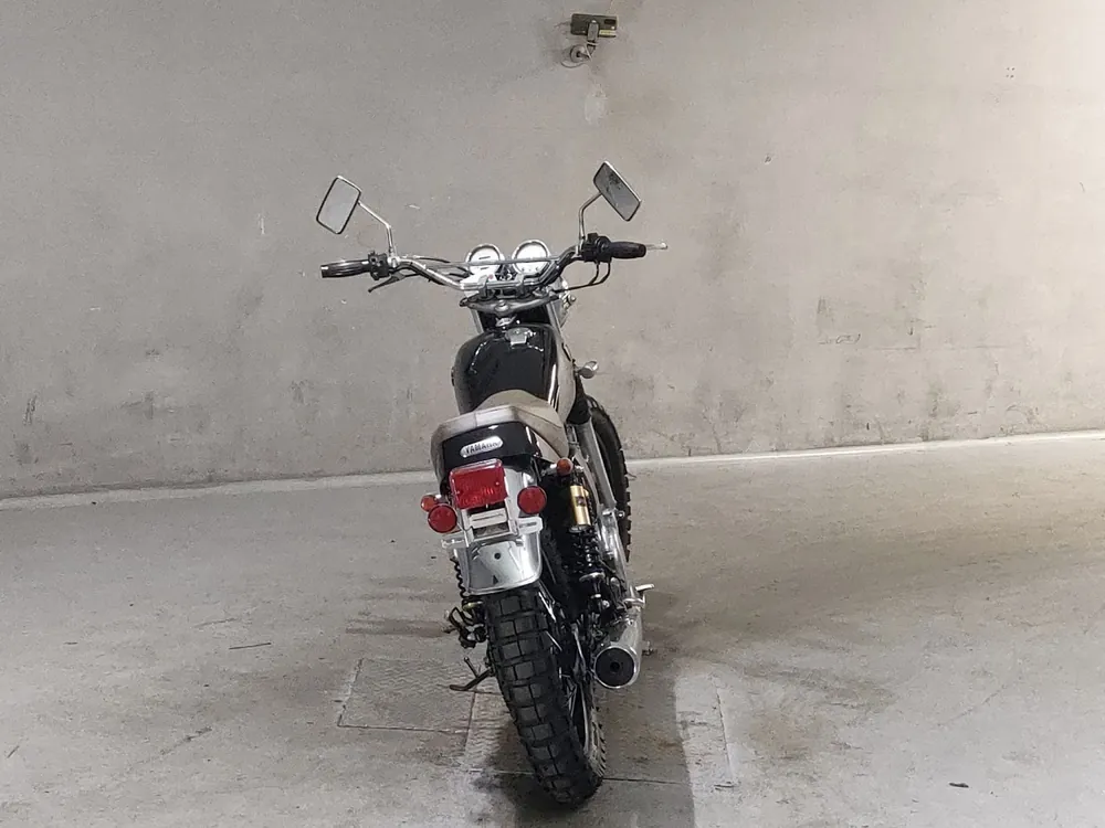Yamaha SR400 1992, чёрный, фото 4
