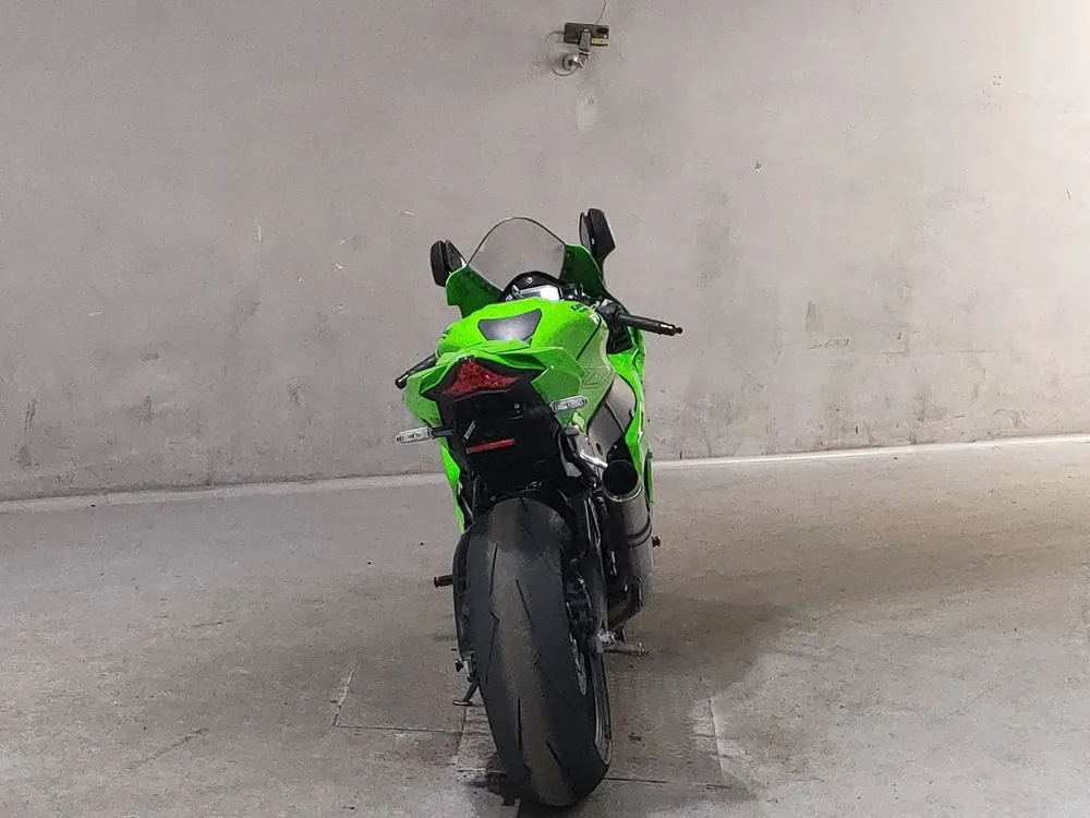 Kawasaki Zx-10Rakrt 2021, зелёный, фото 4