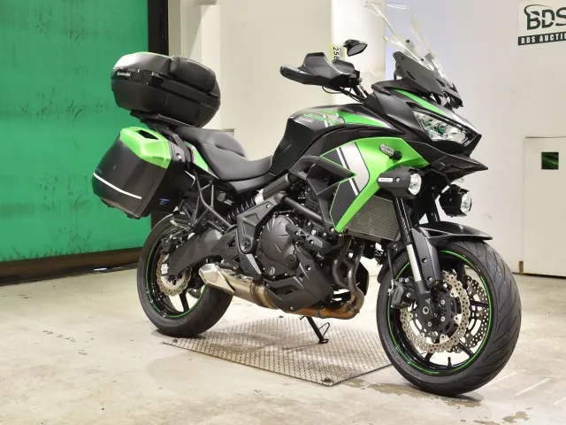 Kawasaki Versys 2024, чёрный, зелёный, фото 3