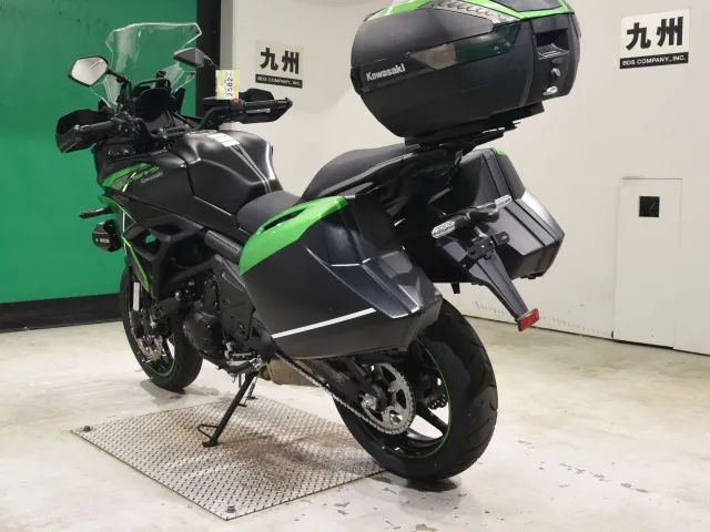 Kawasaki Versys 2024, чёрный, зелёный, фото 6