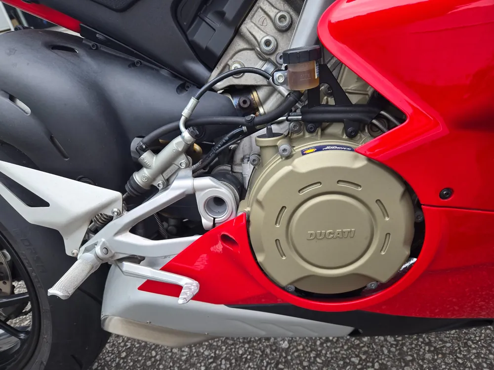 Ducati PANIGA-REV4 2021, красный, фото 14