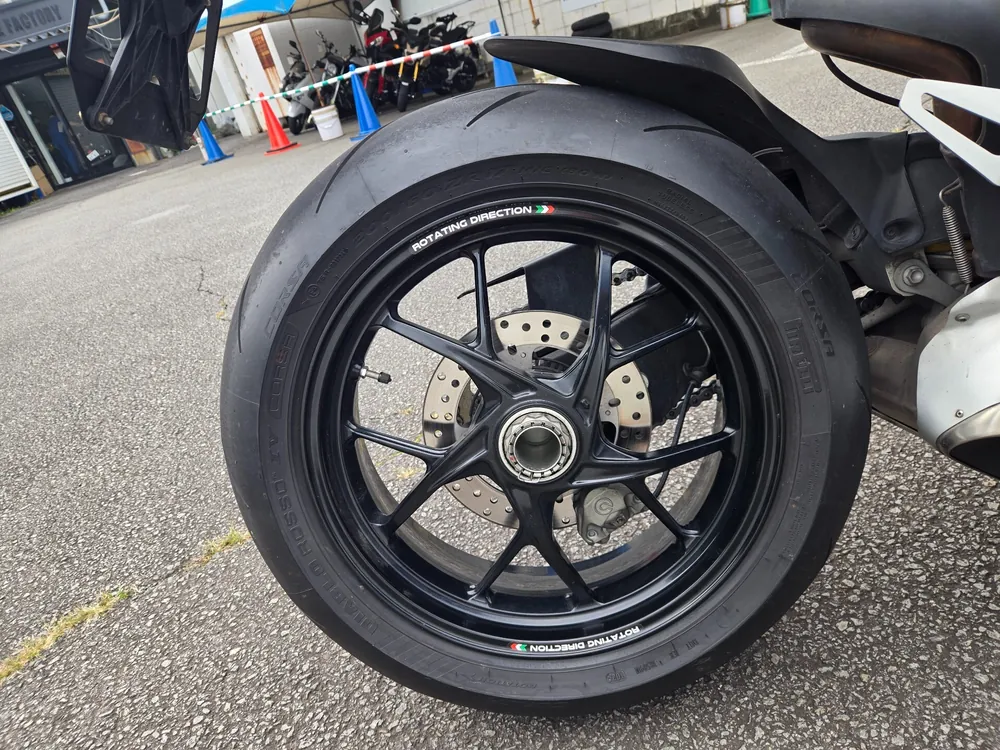 Ducati PANIGA-REV4 2021, красный, фото 10