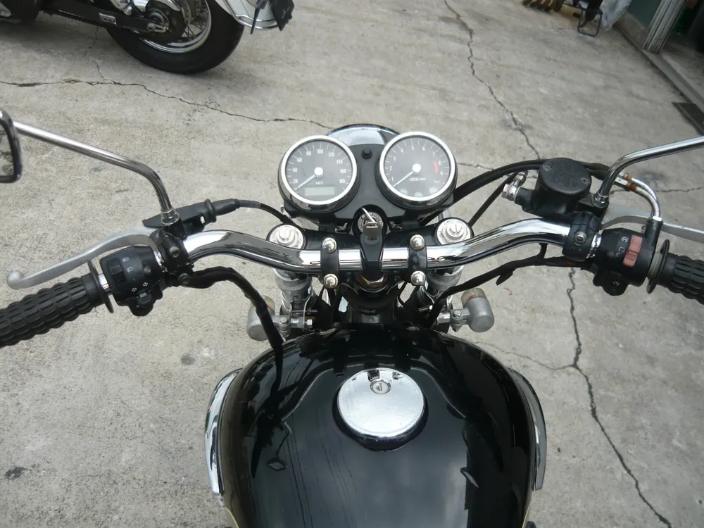 Kawasaki W650 2001, чёрный, золотистый, фото 3
