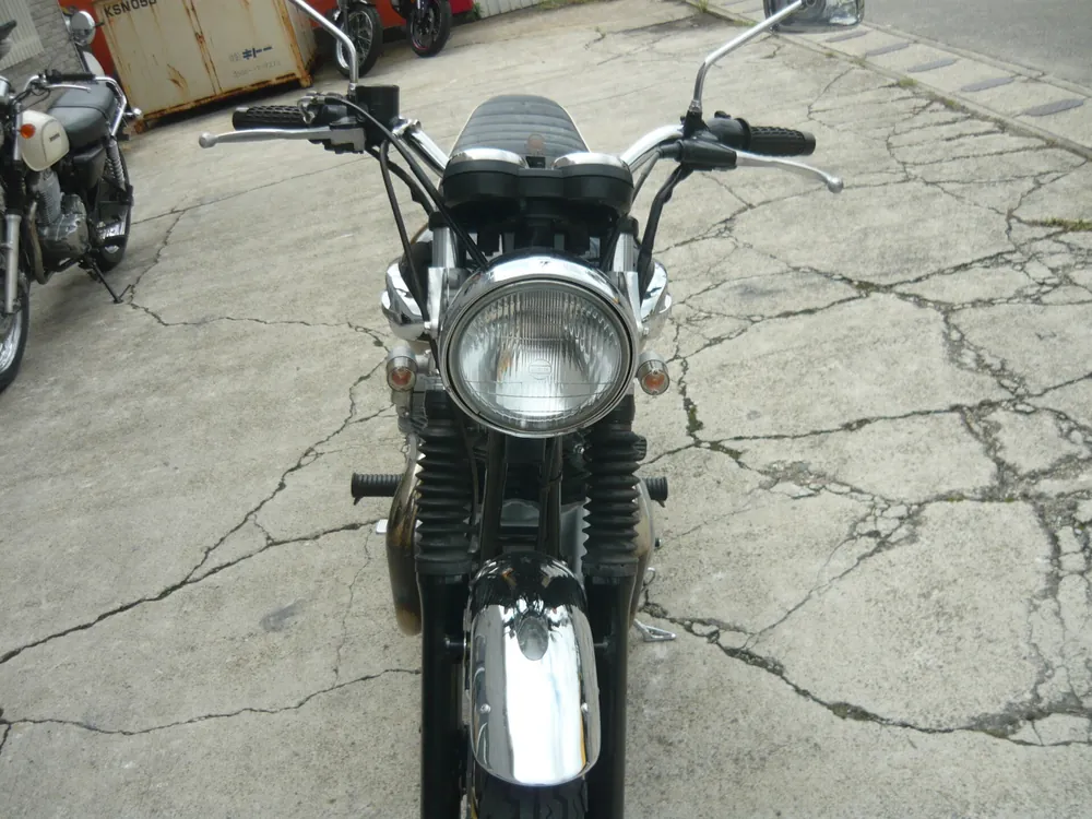 Kawasaki W650 2001, чёрный, золотистый, фото 7