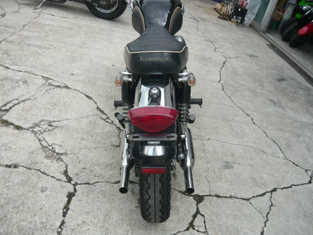 Kawasaki W650 2001, чёрный, золотистый, фото 10