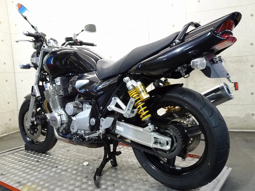 Yamaha XJR1300 2007, чёрный, фото 9