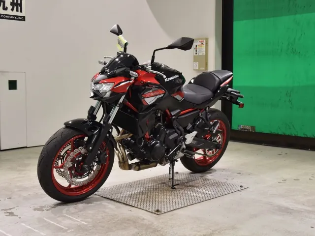 Kawasaki Z650A 2026, красный, фото 4