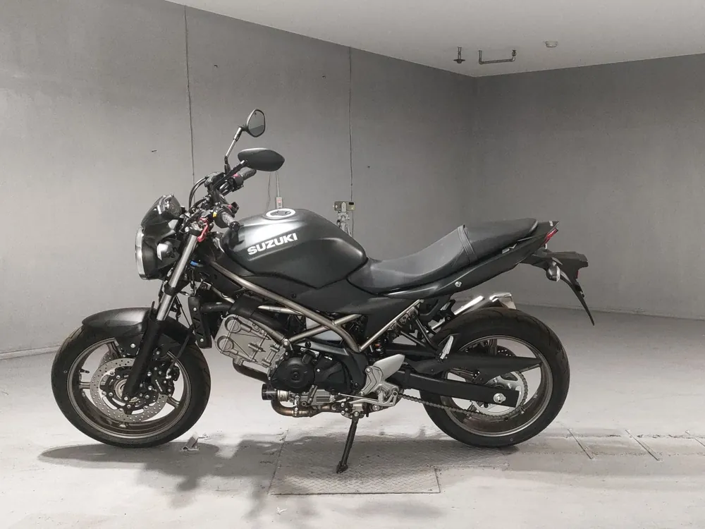 Suzuki SV650 2023, чёрный, фото 2