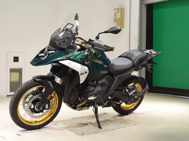 BMW R1300GS 2024, зелёный, фото 4