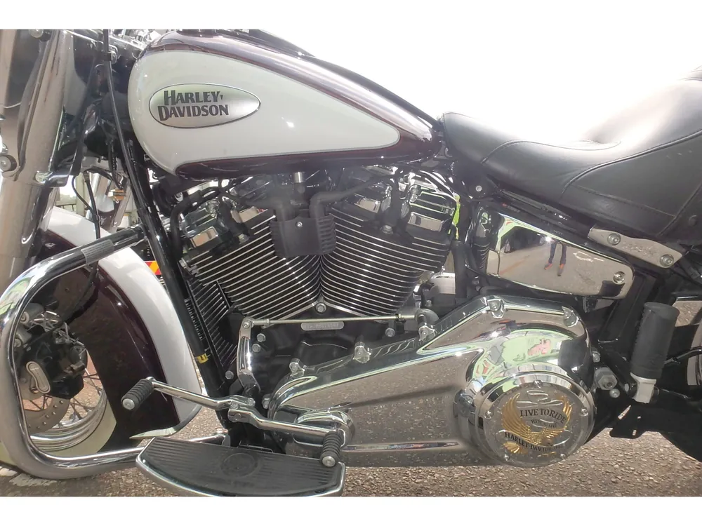 Harley-Davidson FLHC1340 2021, w red / white, фото 14