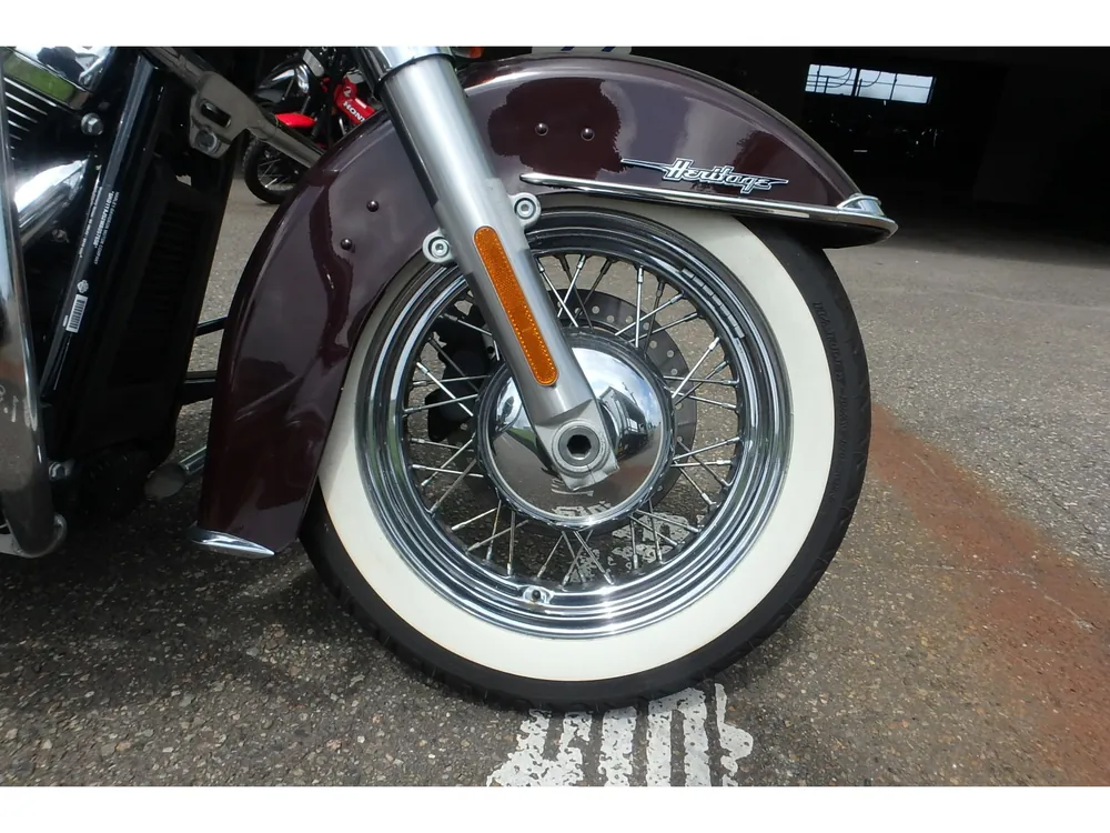 Harley-Davidson FLHC1340 2021, w red / white, фото 4
