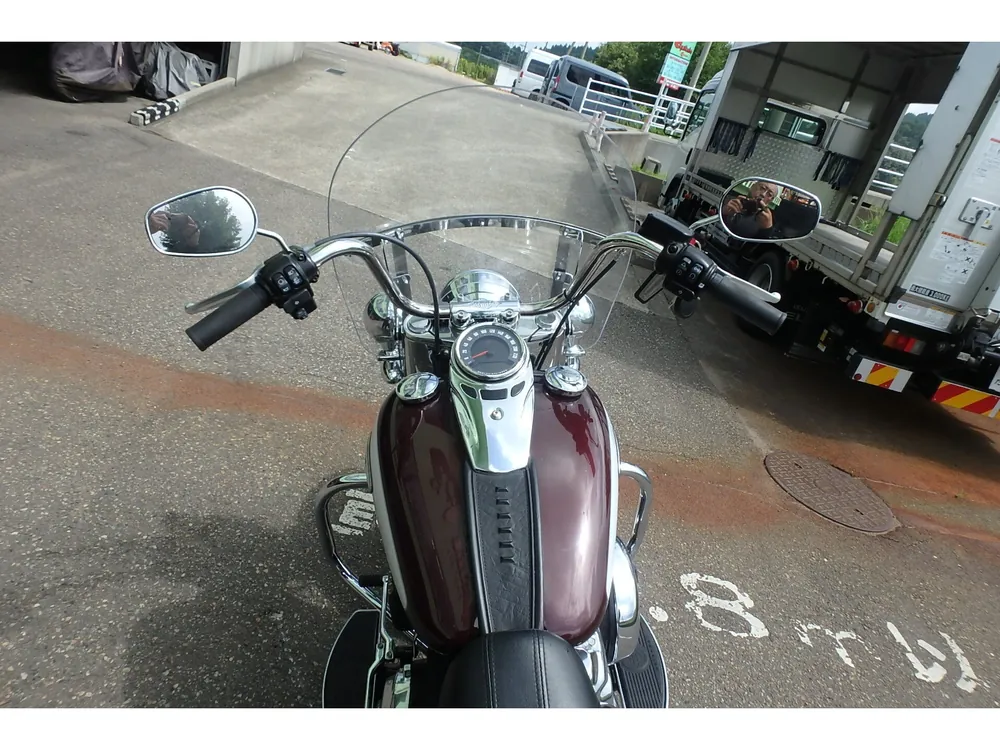 Harley-Davidson FLHC1340 2021, w red / white, фото 10